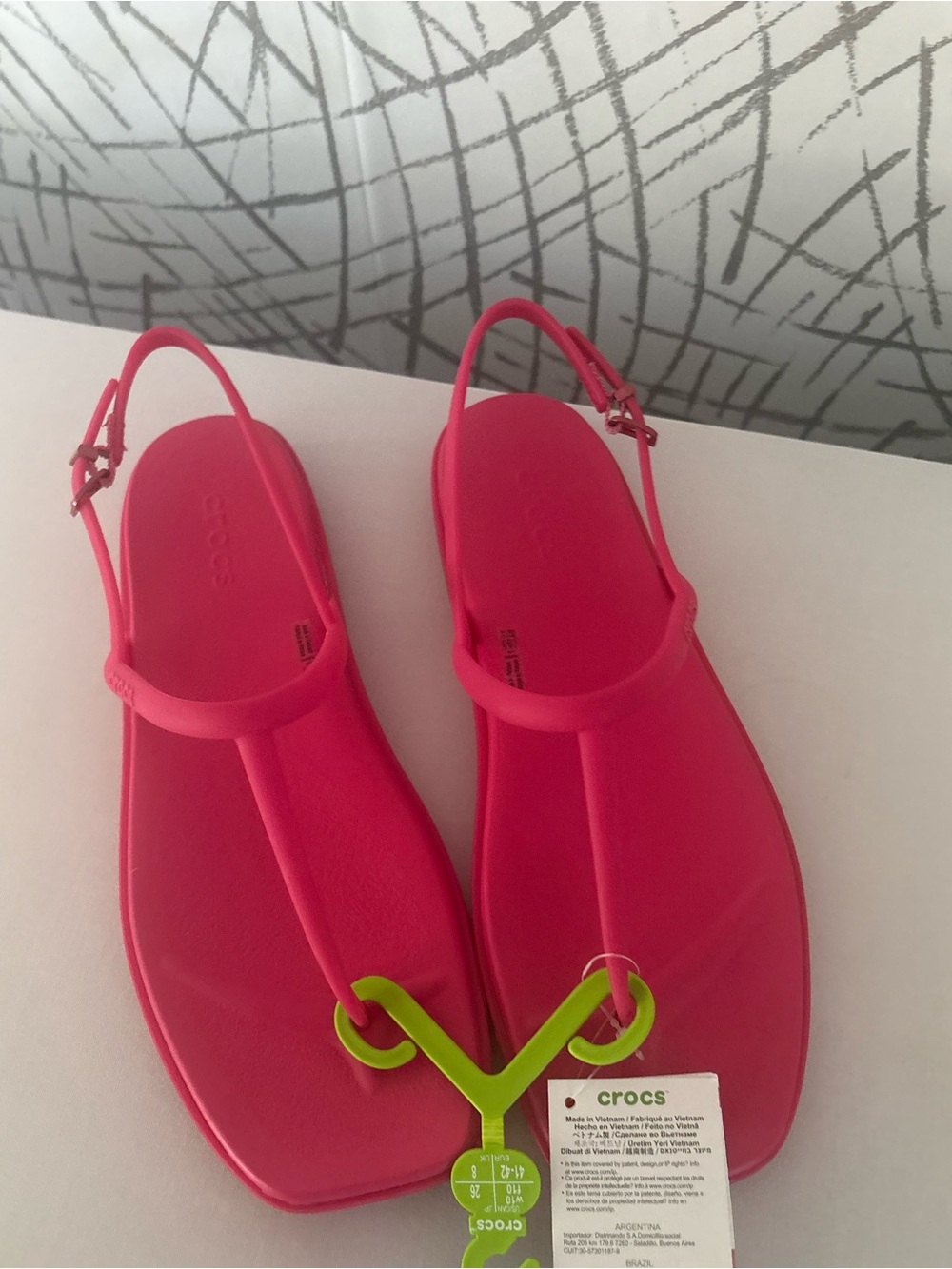 CROCS Women's Hot Pink Slingback Sandals - Picture 7 of 8